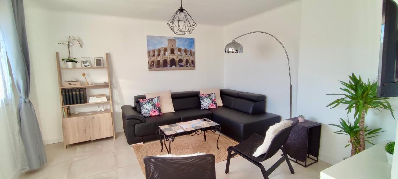 Le Jardin Arlesien - Parking Apartment Exterior photo